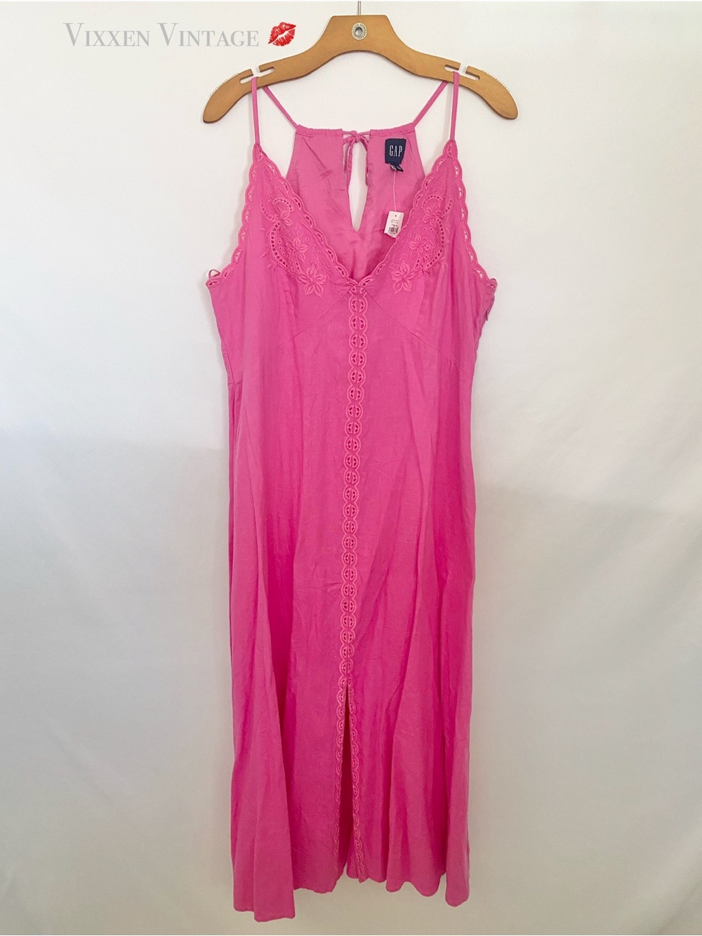 GAP LINEN BLEND 'SLIT HALTER EMBROIDERED MAXI DRESS' IN PHOEBE PINK - Picture 3 of 9